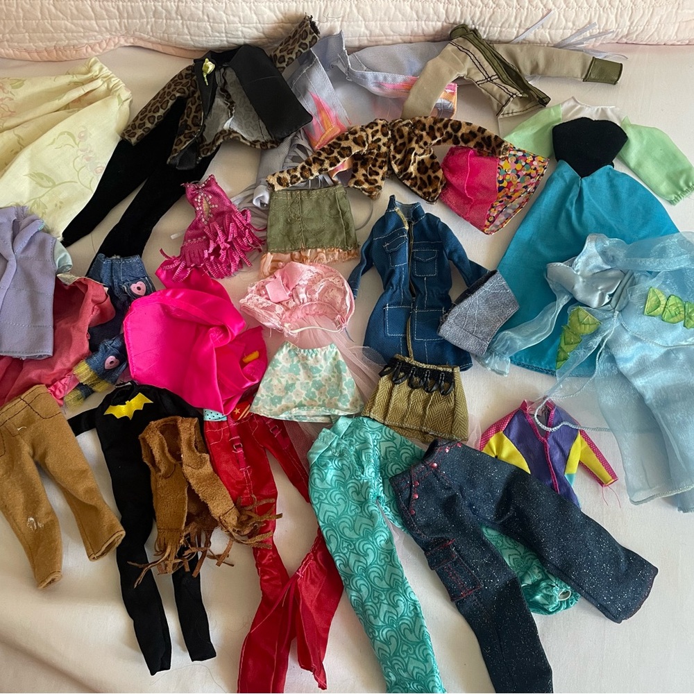 Barbie/Doll Clothing Lot